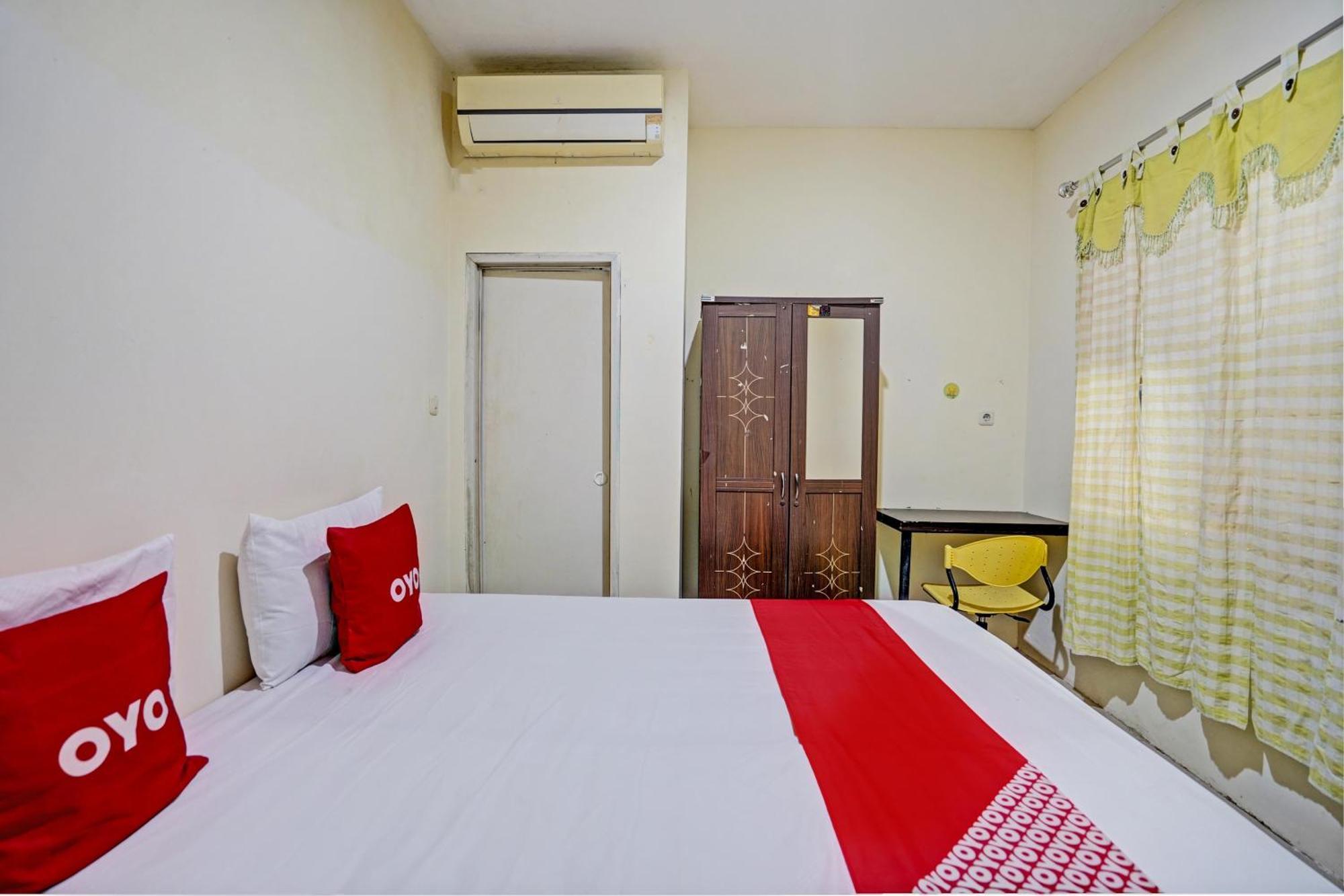 Oyo 93112 Garden Homestay 3 Merlion Surabaya Eksteriør bilde