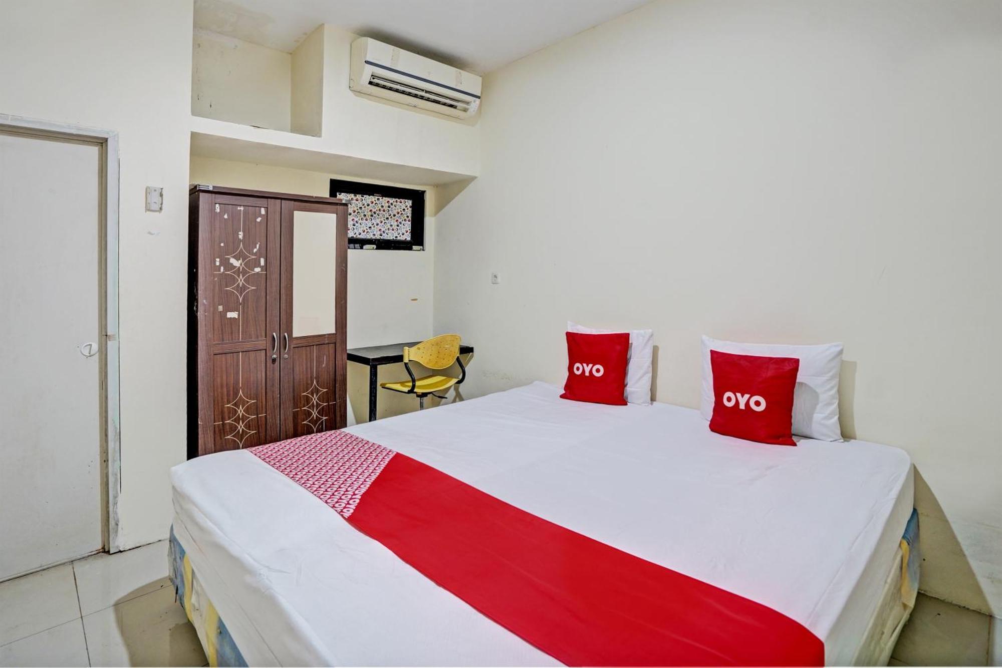 Oyo 93112 Garden Homestay 3 Merlion Surabaya Eksteriør bilde